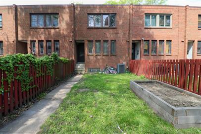 Foto del edificio - 5227 S Kimbark Ave