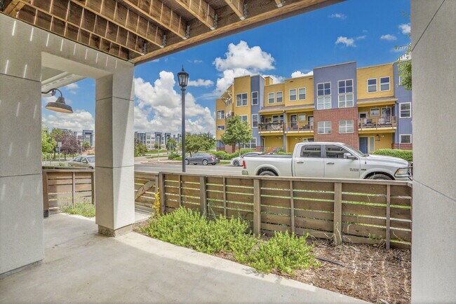 Building Photo - $2,680 - 2 Bed, 2.5 Bath Townhome in Broom...