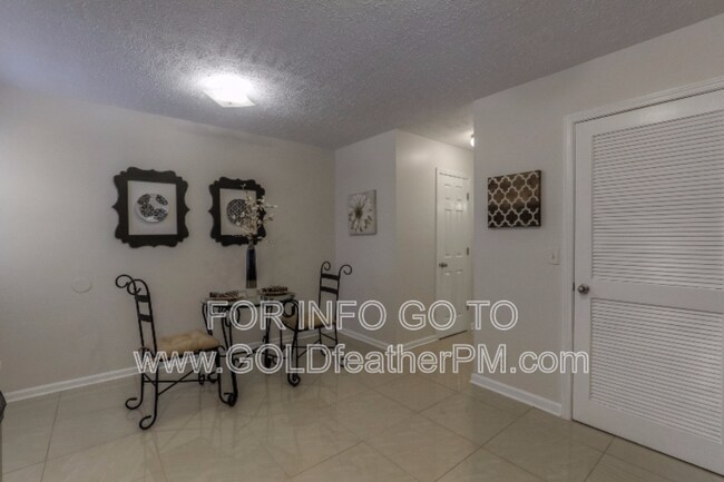 Building Photo - 1333 Benley St