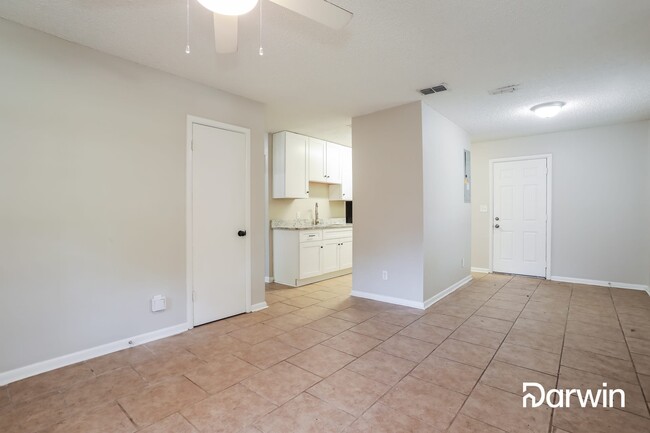 Building Photo - 4513 Merrimac Ave