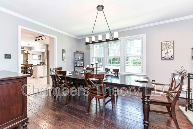 Building Photo - 6412 Gristmill Square Trce