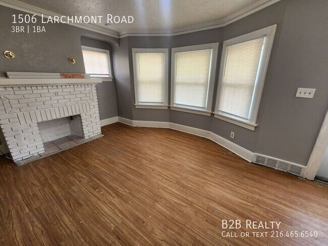Foto del edificio - 1506 Larchmont Rd