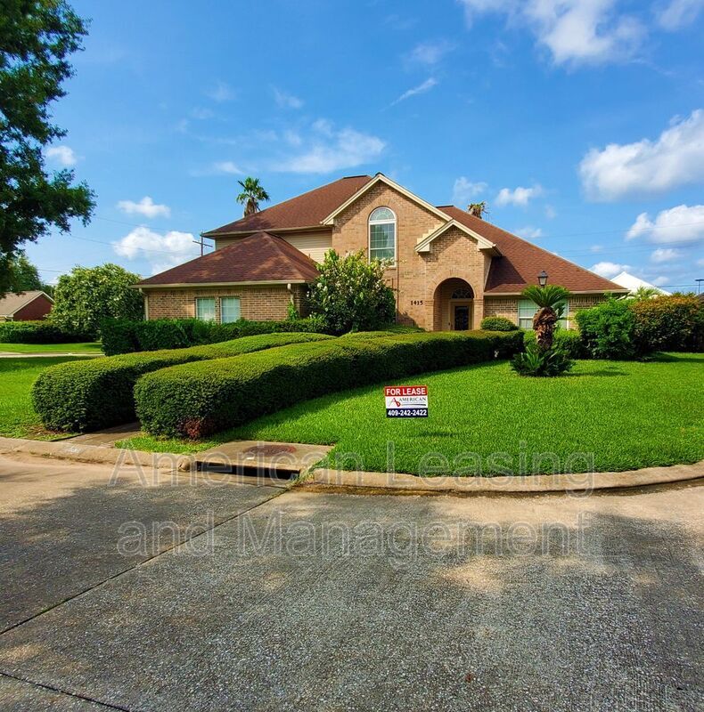 1415 Arbor Ct, Nederland, TX 77627 House for Rent in Nederland, TX