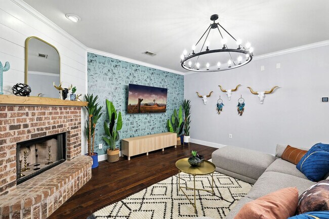 Foto del edificio - 2516 Castle Pines Dr