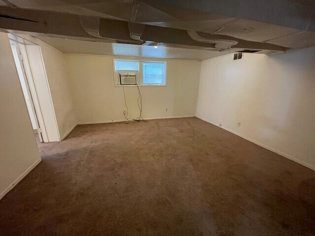 Building Photo - 2511 N 49th St