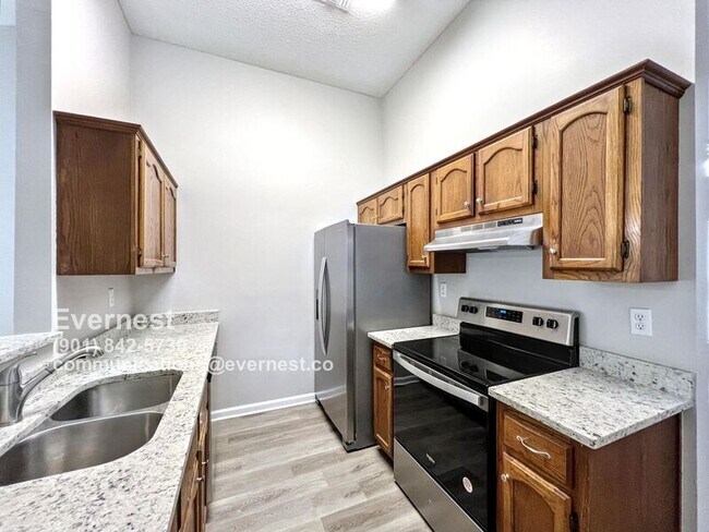 Building Photo - 7593 Lilly Dr