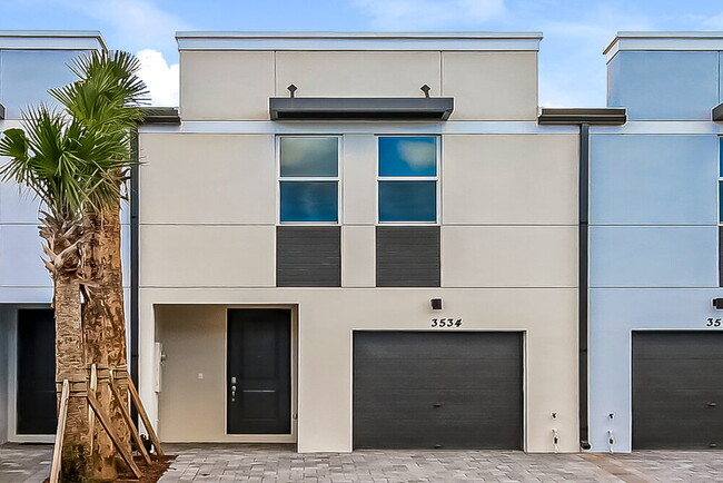 Building Photo - 3534 Joshua Tree St