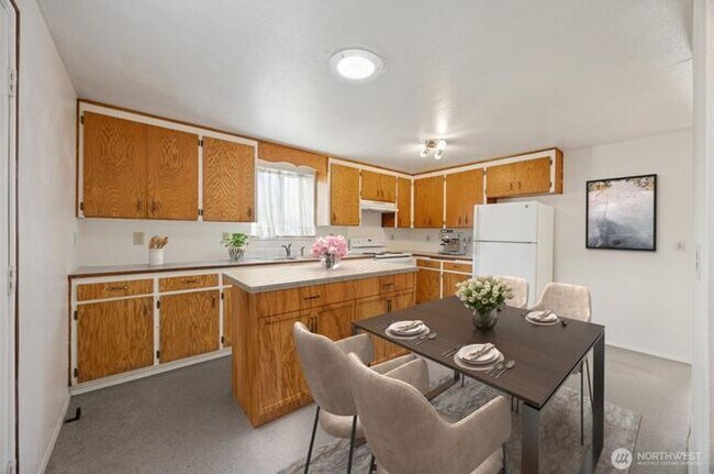 Foto del edificio - 831 E 56th St