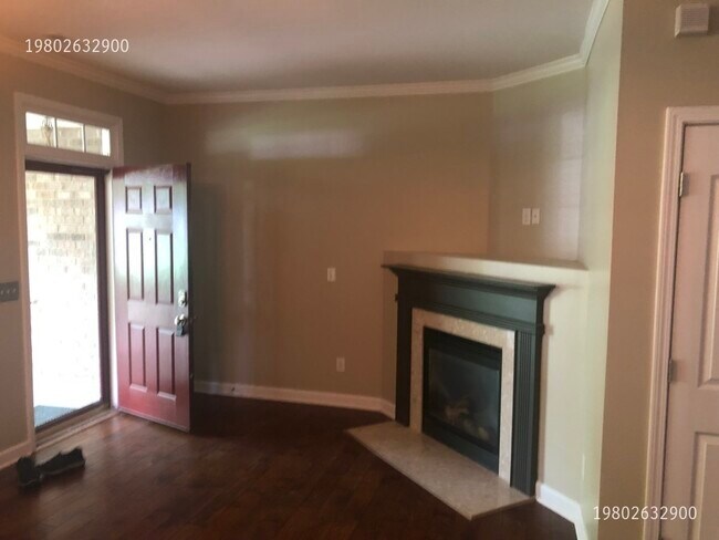 Photo - 1083 Market St Townhome