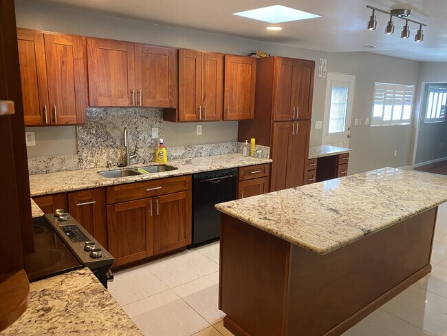 Foto del edificio - 45-663 Uhilehua St