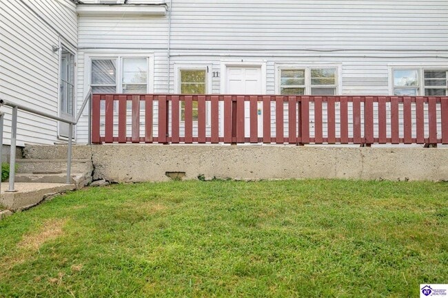 Foto del edificio - 3640 Flaherty Rd