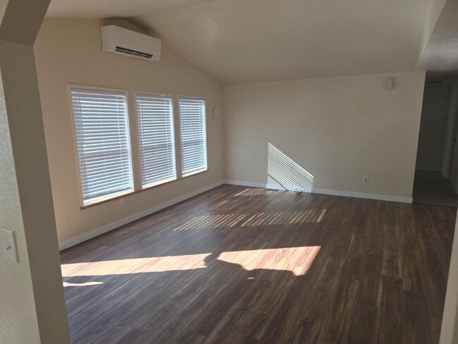 Foto del edificio - 3564 N Appian Way