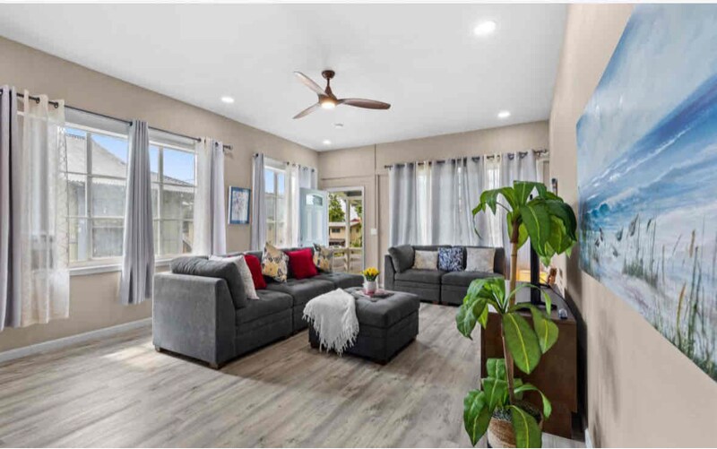 Primary Photo - 360 Lehua St