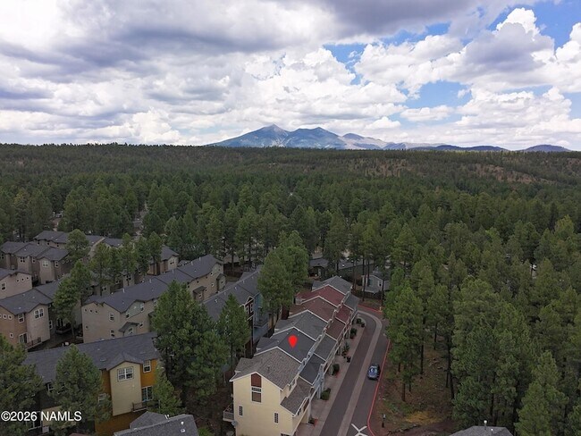 Foto del edificio - 2382 W Cripple Creek Dr