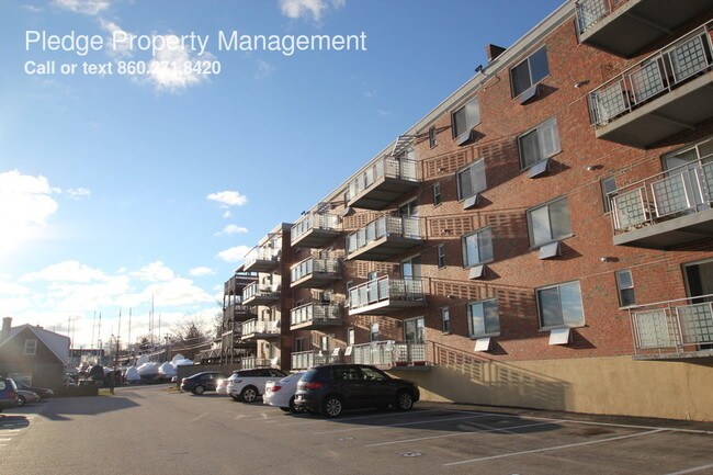 Foto del edificio - 184 Pequot Ave