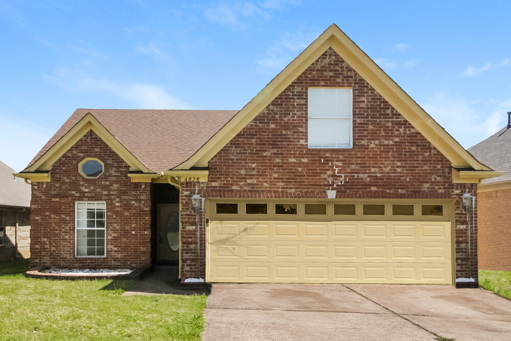 Foto principal - 4828 Wesley Forest Dr