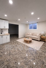 Building Photo - 7800 Lundy's Ln