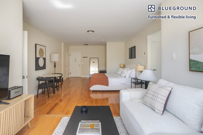 Foto del edificio - 252 E 61st St