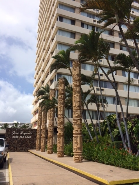 Building Photo - Available 06/01/26! Five Regents Studio with 1 Pkg $1,600.00 MONTH