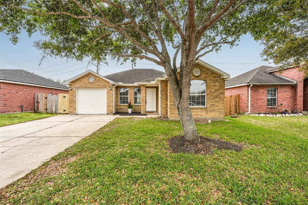 12808 Rio Bravo St, Rosharon, TX 77583 House Rental in Rosharon, TX
