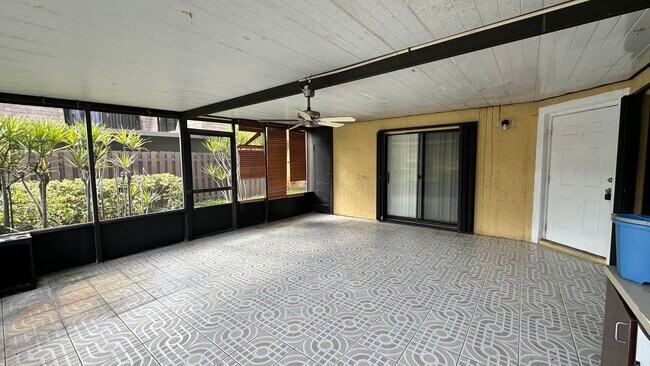 Foto del edificio - 4181 Turnberry Cir
