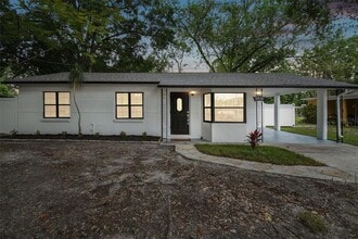 Building Photo - 4910 N Darby Ave