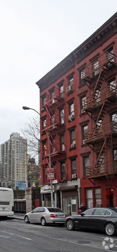 Primary Photo - 432 W 38th St