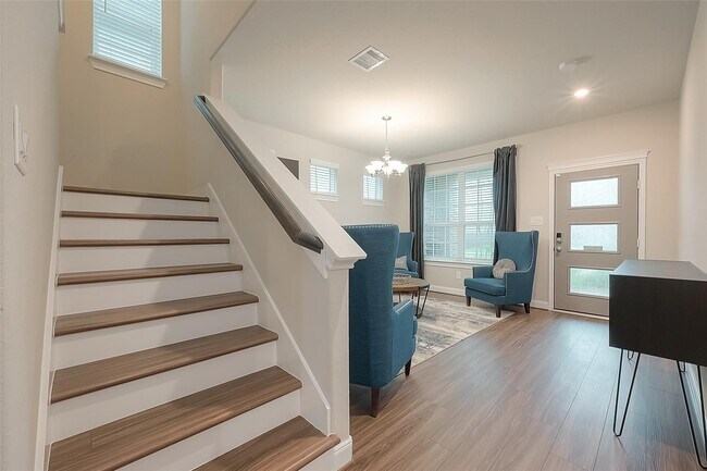 Building Photo - 24211 Buckbrush Ln