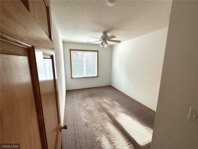 Foto del edificio - 1271 Pinewood Trail