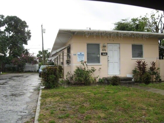 Foto del edificio - 528-530 W 44th St