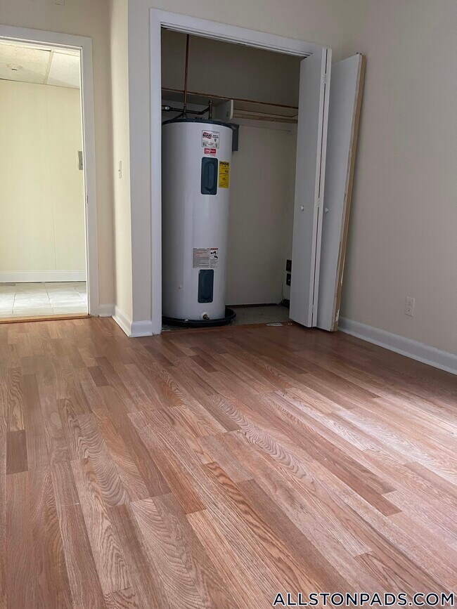 Foto del edificio - 1137 Commonwealth Ave