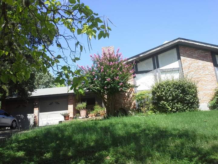 Front of the house, featuring the B side - 1802 West Ln