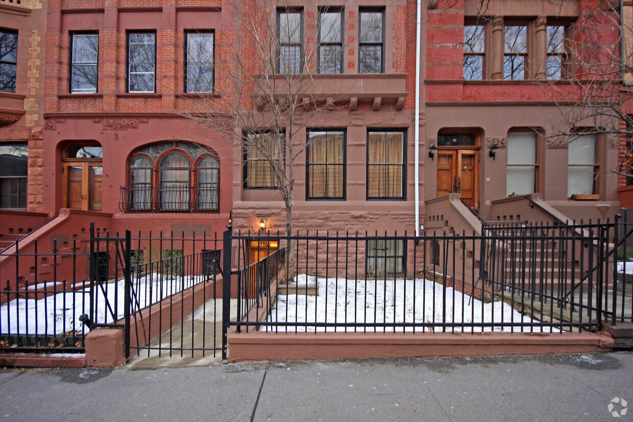 Foto del edificio - 331 Convent Ave