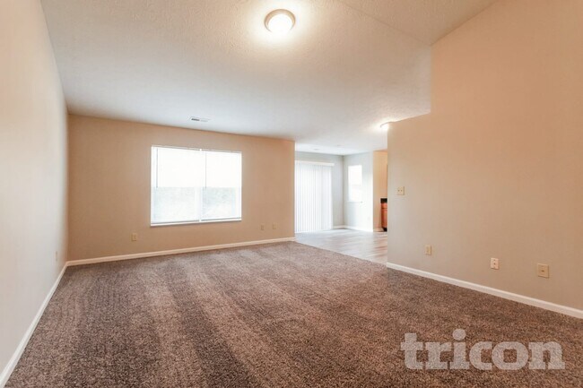 Foto del edificio - 3738 Boundary Bay Dr