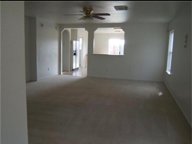 Foto del edificio - 3120 Wild Turkey Ln