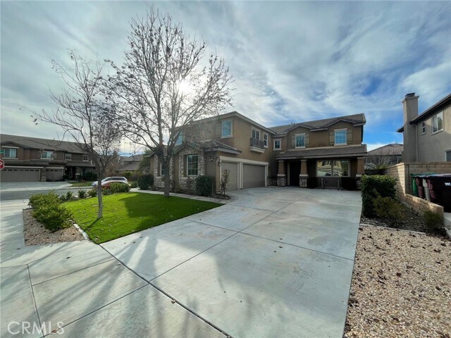 Foto del edificio - 36899 Quasar Pl