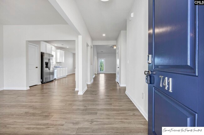 Building Photo - 741 Spring Cress Dr