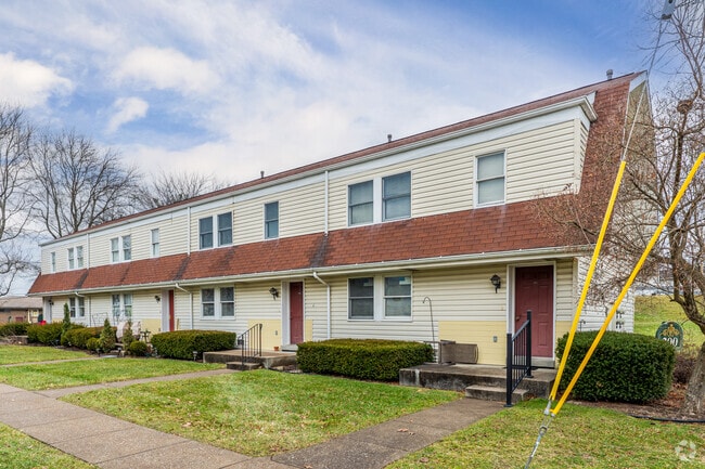 500 W 10th Ave, Beaver Falls, PA 15010 - Mayfield Village