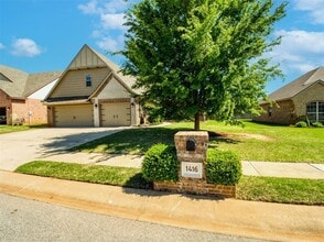Building Photo - 1416 Glenolde Pl