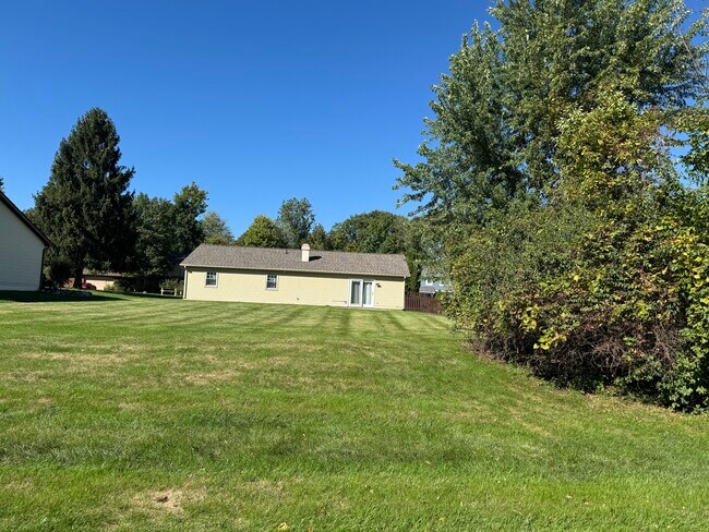 Foto del edificio - 8813 Beacon Woods Pl