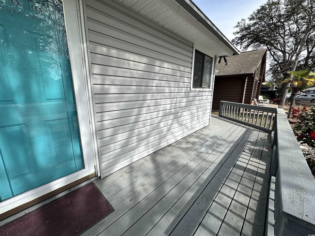 Building Photo - 6536 Valene Ct