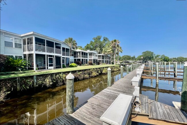 Foto del edificio - 3434 Blanding Blvd