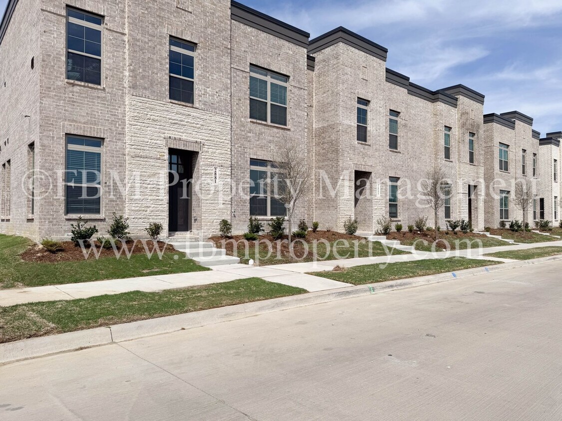 Foto principal - 2881 Ali Dr