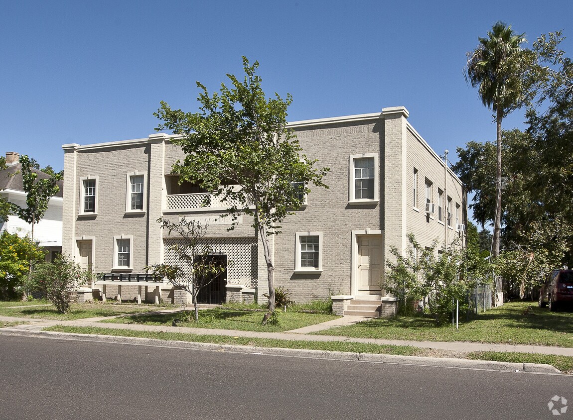 Foto principal - 139 E Washington St