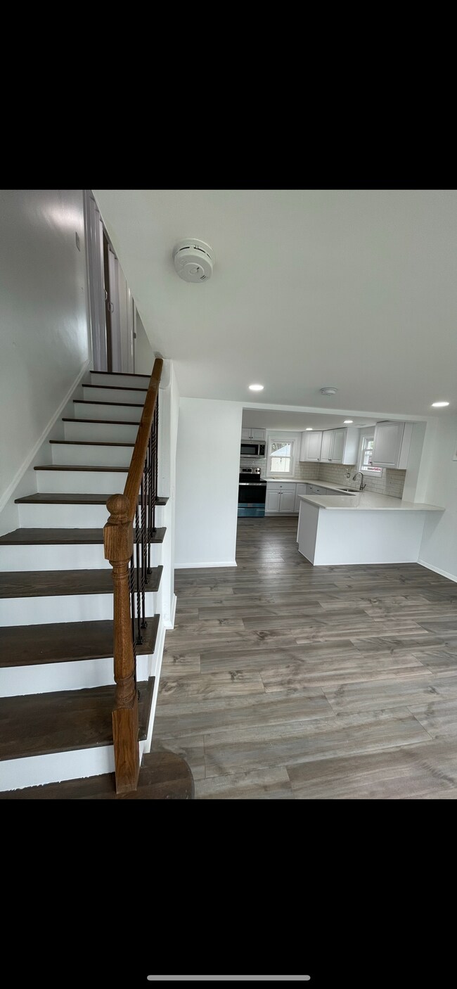 Foto del edificio - 8 Washington Ave