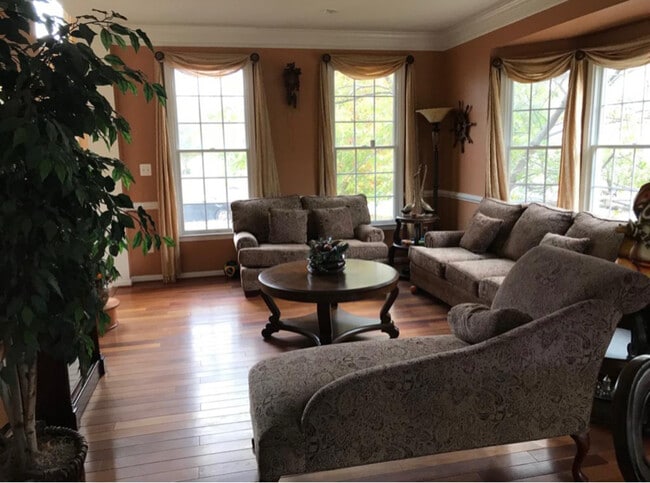 Foto del edificio - 43694 Lucketts Bridge Cir