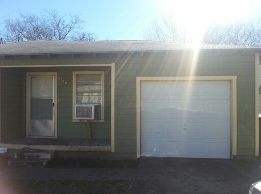 Primary Photo - 3122 Palo Alto Dr