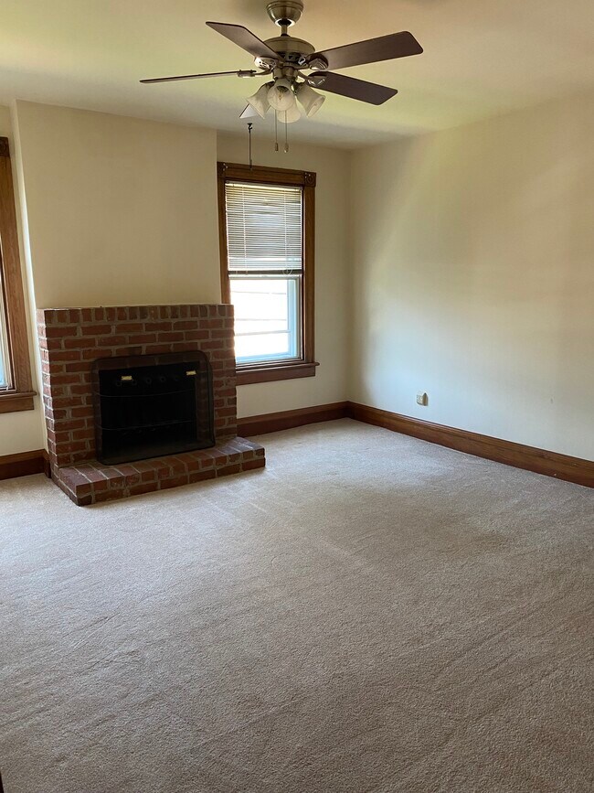 Bedroom (1 of 2) - 16 N Rowland St