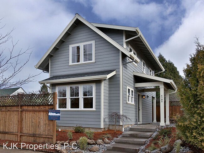 Foto del edificio - 2 br, 1 bath House - 4705 SE Knight Street B