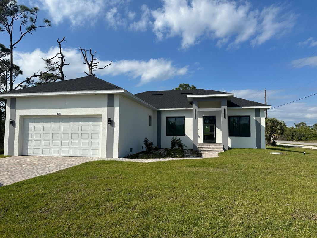 Foto principal - 15561 Aldama Cir